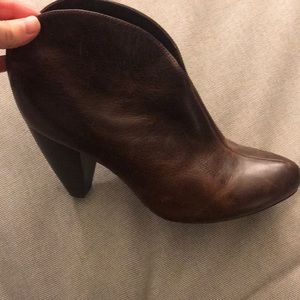 Born brown leather booties size 7